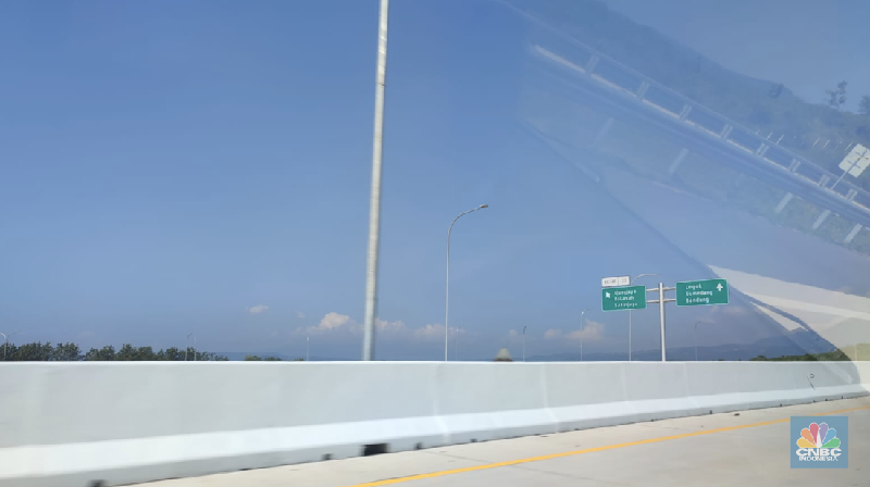 Tol Cisumdawu dari Cipali ke Bandung, GTO Muhammad Toha untuk Mudik/arus balik. (CNBC Indonesia/Asep Toha)
