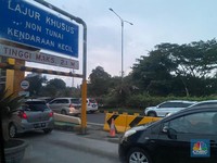 Potret Padatnya Arus Balik Jakarta dari Tol Pasteur Bandung