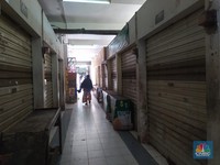 Begini Penampakan Pasar Ditinggal Mudik, Gelap dan Sepi