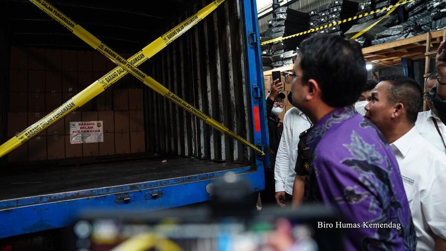 Penampakan terbaru gudang misterius di Tangerang, Banten yang digerebek Wamendag dan Novel Baswedan pertengahan April 2023. (Dok. Kemendag)