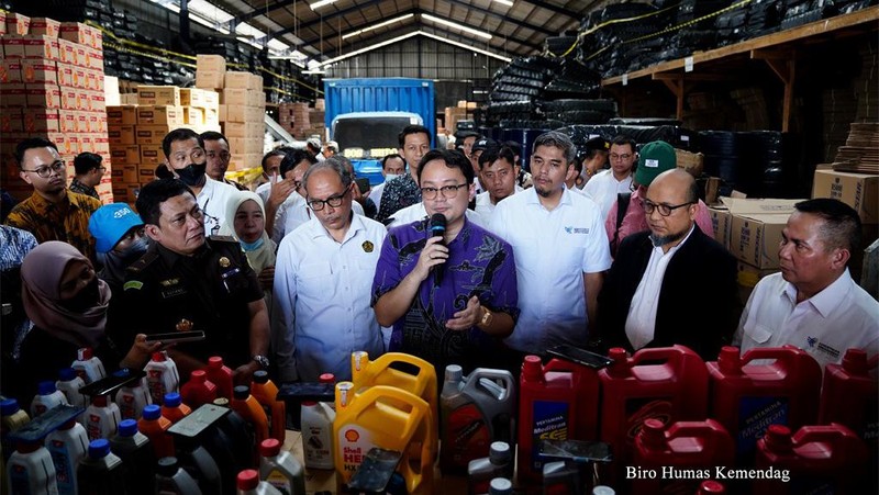 Penampakan terbaru gudang misterius di Tangerang, Banten yang digerebek Wamendag dan Novel Baswedan pertengahan April 2023. (Dok. Kemendag)