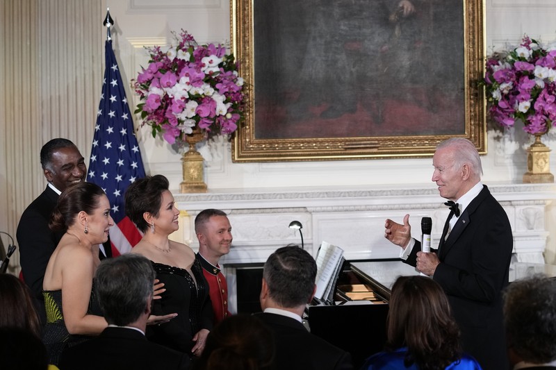 Biden US South Korea South Korea's President Yoon Suk Yeol and his wife Kim Keon Hee and President Joe Biden and first lady Jill Biden arrive for a photo in front of the Grand Staircase during a State Dinner at the White House in Washington, Wednesday, April 26, 2023. (AP Photo/Susan Walsh)