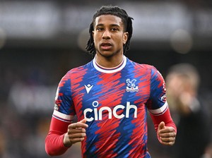 Winger Crystal Palace yang Laris Diburu