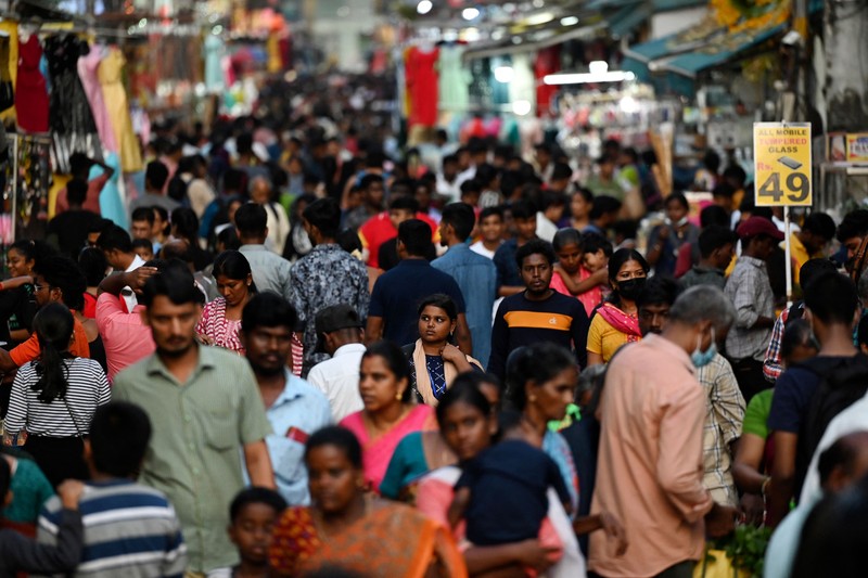Jalan Raya padang bukit tinggi macet parah. (CNBC Indonesia/Budi Kurniawan) Jalan Raya padang bukit tinggi macet parah. (CNBC Indonesia/Budi Kurniawan)