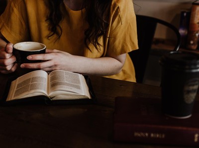 Melawan Krisis Literasi