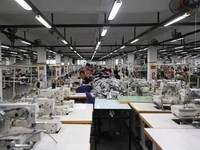 Begini Misi Jokowi dan Sri Mulyani Selamatkan Industri Tekstil RI