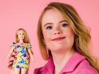 Boneka Barbie RI Goyang Ekonomi AS, Bikin Trump Murka