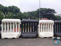 Ribuan Buruh Demo, Istana Negara Diblokade, Ini Penampakannya