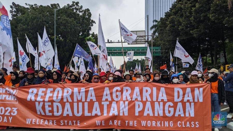 Demo buruh akan berlangsung di Jakarta, Senin (1/5/2023), guna memperingati hari buruh atau Mei Day. (CNBC Indonesia/Emir Yanwardhana)