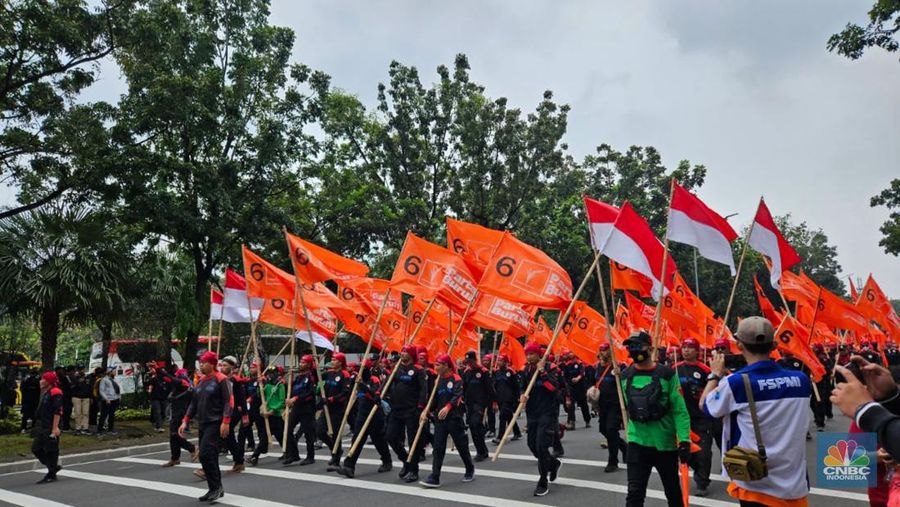 Demo buruh akan berlangsung di Jakarta, Senin (1/5/2023), guna memperingati hari buruh atau Mei Day. (CNBC Indonesia/Emir Yanwardhana)
