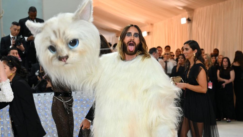 Aktor AS Jared Leto tiba untuk Met Gala 2023 di Metropolitan Museum of Art pada 1 Mei 2023, di New York. - Gala mengumpulkan uang untuk Institut Kostum Museum Seni Metropolitan. Tema Gala 2023 adalah 
