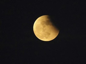 Gerhana Bulan Penumbra: Proses Terjadi, Dampak dan Cara Melihat