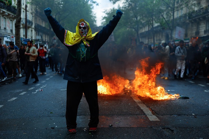 Demo memanas di Prancis. (Getty Images/Ameer Alhalbi) Demo memanas di Prancis. (Getty Images/Ameer Alhalbi)