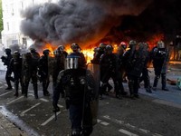 Prancis Chaos! Demo & Kerusuhan Pecah di Seluruh Negeri