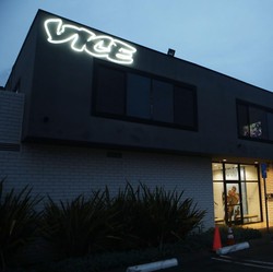 Media Nyentrik Vice Bangkrut, Lagi Nunggu Pembeli Baru
