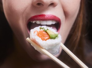 Mengapa Stres Bikin Nafsu Makan Naik? Dosen IPB Ungkap Penyebabnya