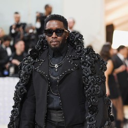P Diddy Diduga Pakai Baby Oil Campur Obat Bius untuk Serang Korban