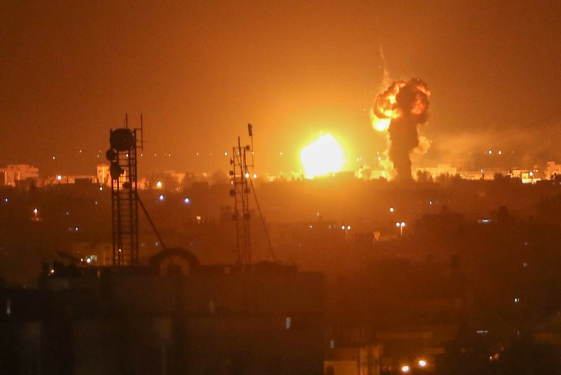Jet-jet Israel menghantam sasaran di Jalur Gaza, Rabu (3/5/2023) waktu setempat. (Anadolu Agency via Getty Images) Jet-jet Israel menghantam sasaran di Jalur Gaza, Rabu (3/5/2023) waktu setempat. (Anadolu Agency via Getty Images)