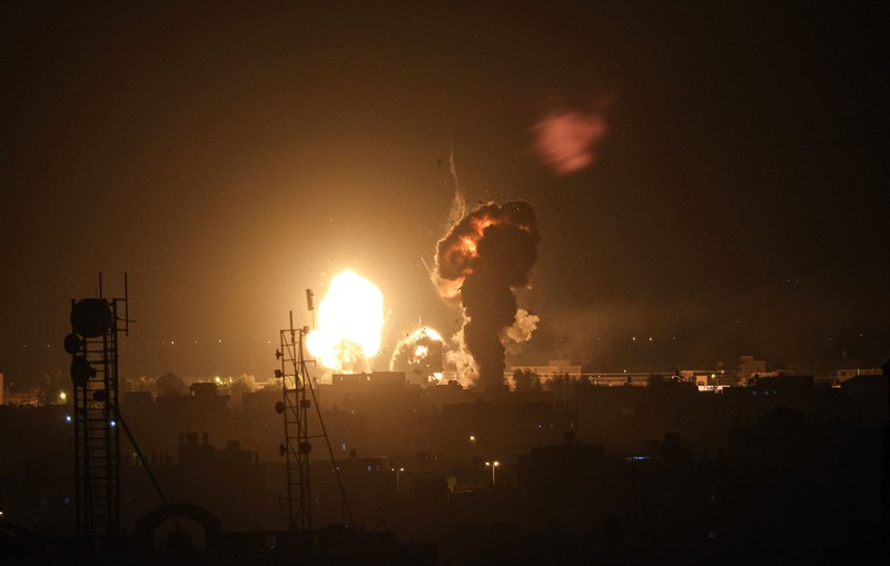Jet-jet Israel menghantam sasaran di Jalur Gaza, Rabu (3/5/2023) waktu setempat. (Anadolu Agency via Getty Images) Jet-jet Israel menghantam sasaran di Jalur Gaza, Rabu (3/5/2023) waktu setempat. (Anadolu Agency via Getty Images)