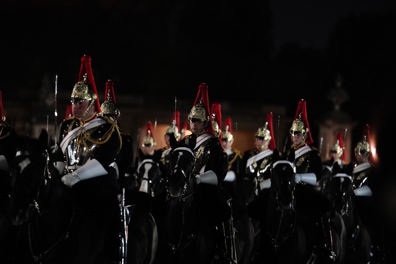 Latihan malam hari di London pusat untuk penobatan Raja Charles III, yang akan berlangsung akhir pekan ini. Tanggal pengambilan gambar: Rabu 3 Mei 2023. (Victoria Jones/PA Images via Getty Images)