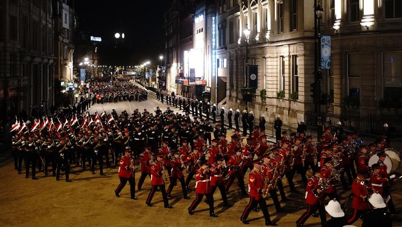 Latihan malam hari di London pusat untuk penobatan Raja Charles III, yang akan berlangsung akhir pekan ini. Tanggal pengambilan gambar: Rabu 3 Mei 2023. (Victoria Jones/PA Images via Getty Images)