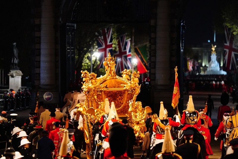Latihan malam hari di London pusat untuk penobatan Raja Charles III, yang akan berlangsung akhir pekan ini. Tanggal pengambilan gambar: Rabu 3 Mei 2023. (Victoria Jones/PA Images via Getty Images)