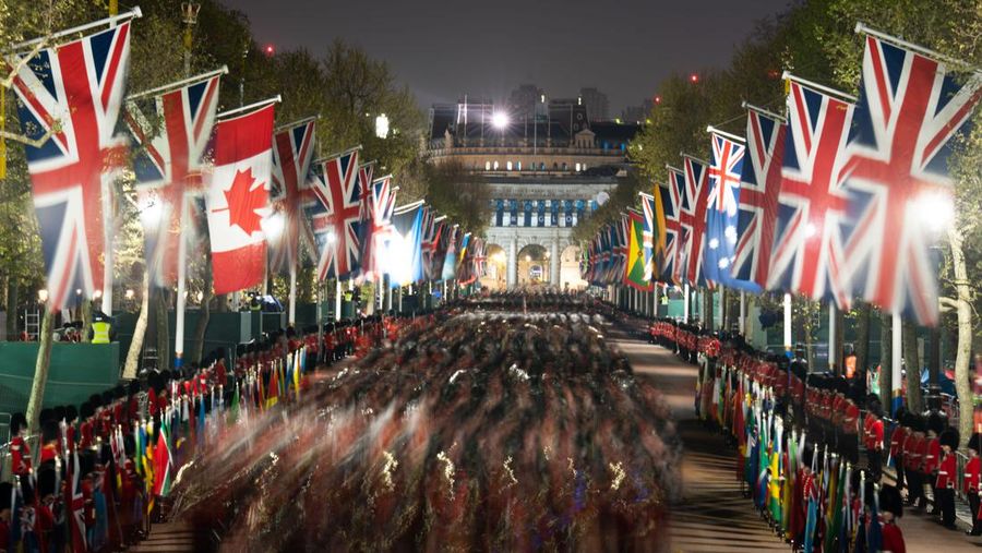 Latihan malam hari di London pusat untuk penobatan Raja Charles III, yang akan berlangsung akhir pekan ini. Tanggal pengambilan gambar: Rabu 3 Mei 2023. (Victoria Jones/PA Images via Getty Images)