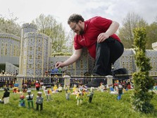 LEGO Bikin Miniatur Kerajaan Jelang Penobatan Raja Charles
