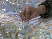 Pemilik Emas Pegadaian Pesta Pora, Harganya Terbang Sampai Rp18.000