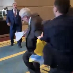 Waduh! Delegasi Ukraina Tinju Wakil Rusia di Turki, Kenapa?