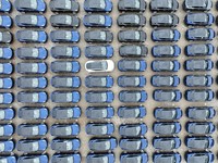 China Mendadak Waswas Harga Mobil Listrik Terlalu Murah, Kok Bisa?
