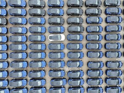 Mobil Tesla Bawa Petaka, 13.000 Unit Ditarik dari Pasar