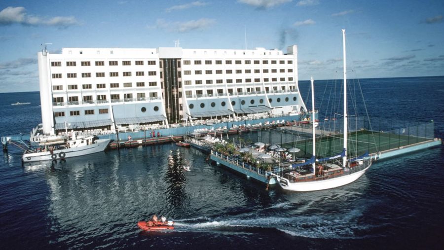 Hotel terapung (Peter Charlesworth/LightRocket via Getty Images)