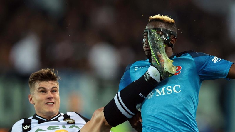 Napoli keluar sebagai juara Liga Italia 2022/2023. Napoli mengunci scudetto usai bermain imbang 1-1 melawan Udinese. (Getty Images/MB Media)