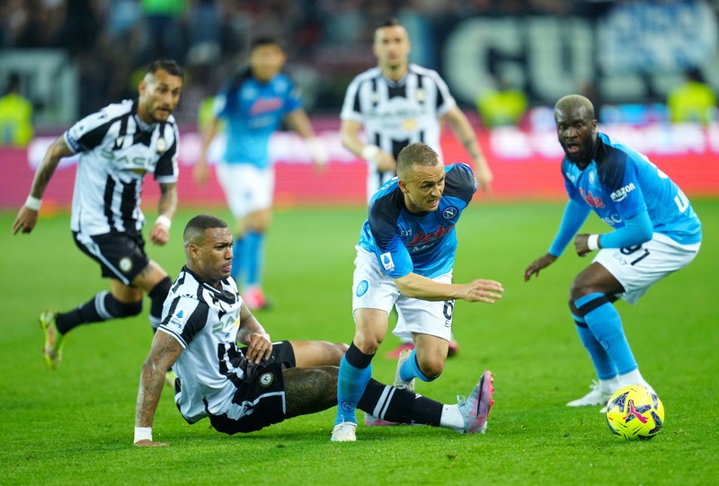 Napoli keluar sebagai juara Liga Italia 2022/2023. Napoli mengunci scudetto usai bermain imbang 1-1 melawan Udinese. (Getty Images/MB Media)