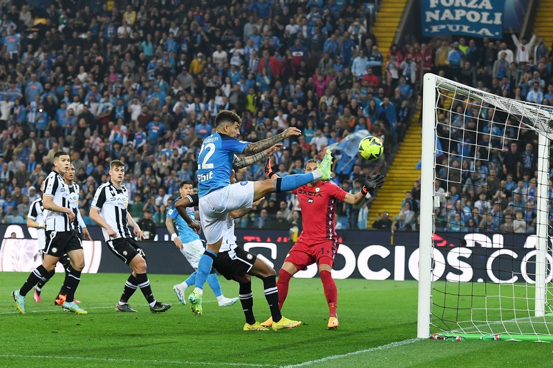 Napoli keluar sebagai juara Liga Italia 2022/2023. Napoli mengunci scudetto usai bermain imbang 1-1 melawan Udinese. (Getty Images/MB Media) Napoli keluar sebagai juara Liga Italia 2022/2023. Napoli mengunci scudetto usai bermain imbang 1-1 melawan Udinese. (Getty Images/MB Media)