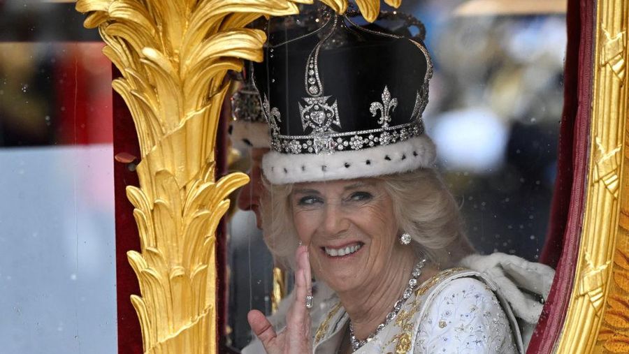 LONDON, ENGLAND - MAY 06: Queen Camilla is crowned with Queen Mary's Crown by The Archbishop of Canterbury the Most Reverend Justin Welby during the Coronation of King Charles III and Queen Camilla on May 6, 2023 in London, England. The Coronation of Charles III and his wife, Camilla, as King and Queen of the United Kingdom of Great Britain and Northern Ireland, and the other Commonwealth realms takes place at Westminster Abbey today. Charles acceded to the throne on 8 September 2022, upon the death of his mother, Elizabeth II. (Photo by Yui Mok - WPA Pool/Getty Images)