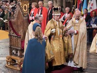 Sah Jadi Raja Inggris, Begini Kisah Cinta Raja Charles III