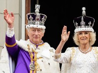 Intip Lagi Penobatan Raja Charles III, Camilla Dapat Mahkota