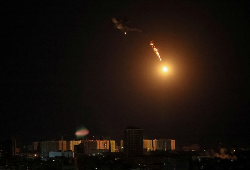 Serangan pesawat tanpa awak milik militer Rusia di Kota Kyiv, Ukraina, Senin (8/5/2023). Serangan pesawat tanpa awak milik militer Rusia di Kota Kyiv, Ukraina, Senin (8/5/2023). (REUTERS/Gleb Garanich)