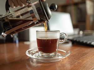Apakah Aman Menyeduh Kopi Pakai Air Mentah? Ini Penjelasannya