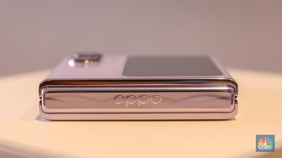 OPPO Find N2 Flip. (CNBC Indonesia/Faisal Rahman)