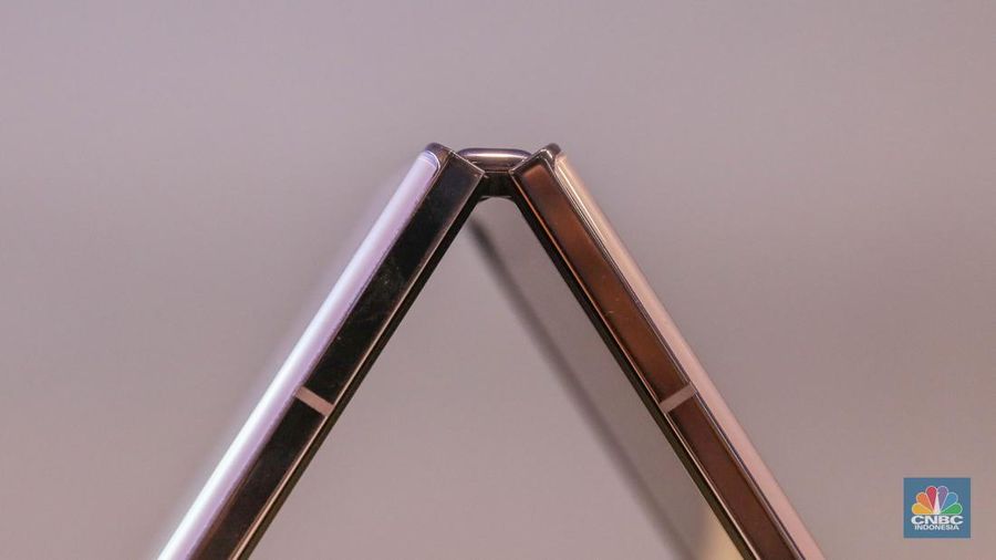 OPPO Find N2 Flip. (CNBC Indonesia/Faisal Rahman)