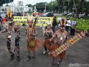 Mengenal Suku Awyu di Balik All Eyes on Papua