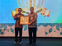 Mantap! Bank bjb Raih Predikat Top BUMD 2023