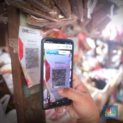 Perkasa Lawan Rupiah Cs, Dolar AS Ciut di Depan Mata Uang Ini