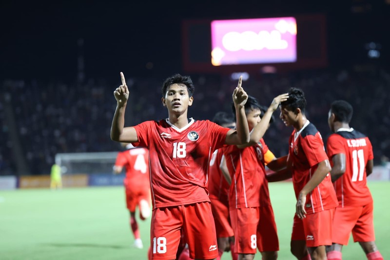 Timnas U-22 Indonesia kalahkan tuan rumah Kamboja U-22 dengan skor akhir 2-1. Timnas U-22 Indonesia kalahkan tuan rumah Kamboja U-22 dengan skor akhir 2-1. (Dok. PSSI)