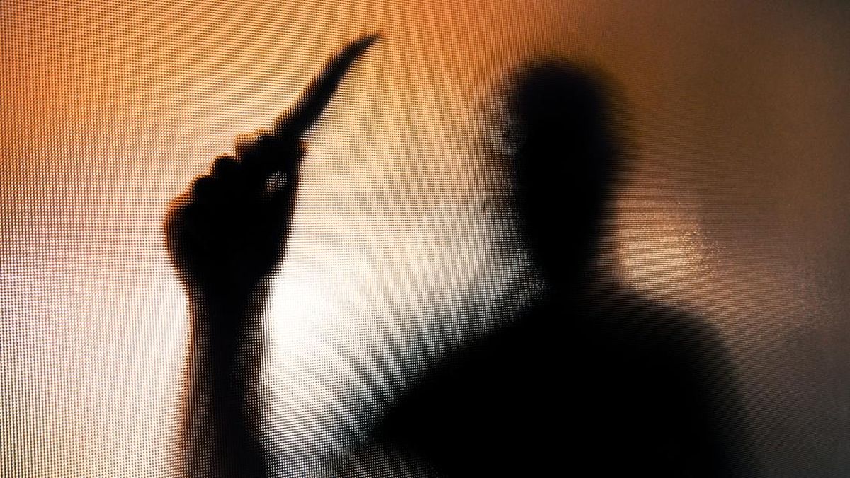 Diledek saat Motor Mogok, 2 Pria di Jaktim Saling Tusuk hingga Luka-luka — NadiKabar.com