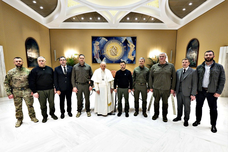 VATICAN CITY, VATICAN - MAY 13:  (EDITOR NOTE: STRICTLY EDITORIAL USE ONLY - NO MERCHANDISING) Pope Francis meets with Ukrainian President Volodymyr Zelensky  at the Studio of Paul VI Hall on May 13, 2023 in Vatican City, Vatican. (Photo by Vatican Media Vatican Pool/Getty Images)
