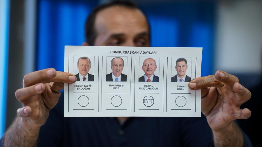 ISTANBUL, TURKEY - MAY 14: Vote counting begins for President and 28th Term Parliamentary Elections on May 14, 2023, in Istanbul, Turkey. Turkey votes at the ballot box to elect its 13th President and 28th Term parliament, who will serve for five years. (Photo by Hakan Akgun/dia images via Getty Images)